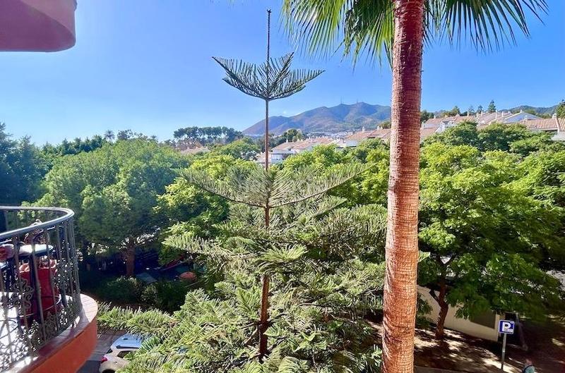 Foto b345703e-4df7-42d4-9fb2-2fdef7cb1d17. Rez-de-chaussée avec parking piscine dans Zona Centro Comercial Torrequebrada Benalmádena