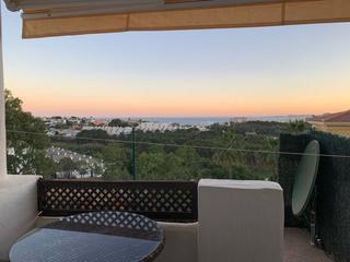 Rent Flat  Calle acebo. Espectacular piso de 3 dormitorios en alquiler larga temporada