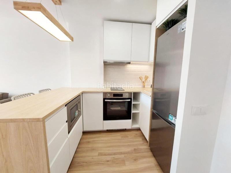 Foto 31bacaa6-597d-49ec-99e0-44ad5f25e33b. Apartamento  reformado y con vistas al mar en Benalmádena