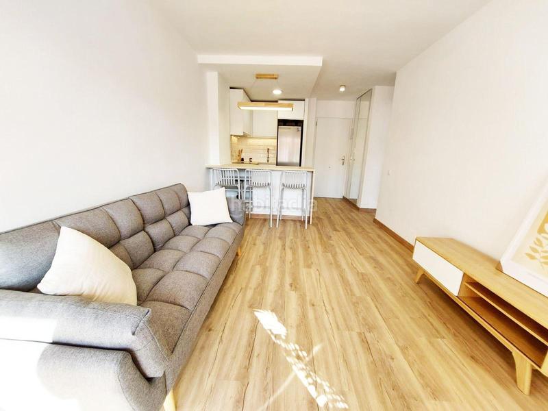 Foto 6201cd9b-ec6f-48ee-b9fa-022fc62ad898. Apartamento  reformado y con vistas al mar en Benalmádena