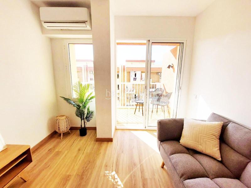 Foto d96354e0-d49d-4c5e-8801-eb6d91a03c10. Apartamento  reformado y con vistas al mar en Benalmádena