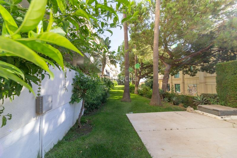 Foto 0af44739-89af-422c-b66b-e0af55e0cb24. Pis amb aparcament piscina a Zona Centro Comercial Torrequebrada Benalmádena