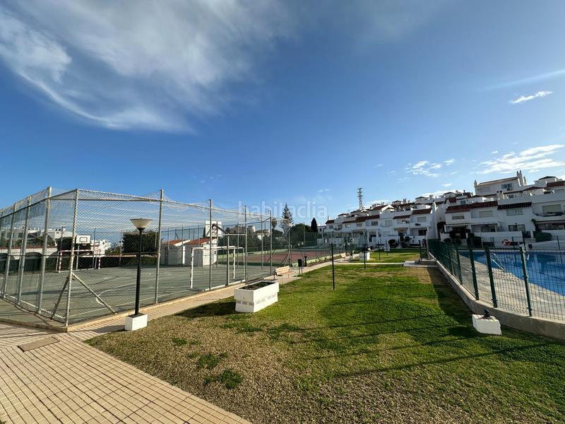Foto 883c64f1-72b2-4d81-8f5e-f4ecfa27ffff. Casa aparellada amb piscina a El Faro de Calaburra - Chaparral Mijas