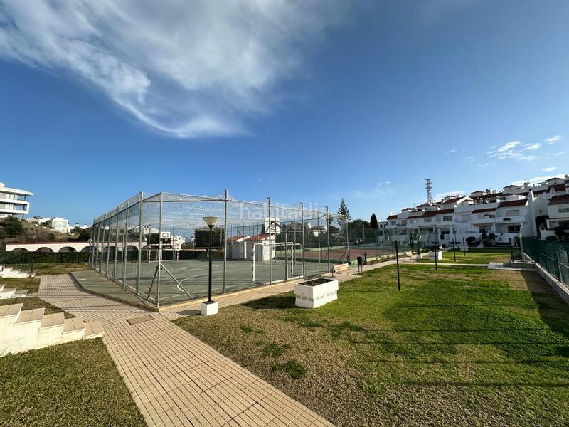 Foto e417e71a-17b0-4b39-a8e7-089eaa7b672e. Casa aparellada amb piscina a El Faro de Calaburra - Chaparral Mijas