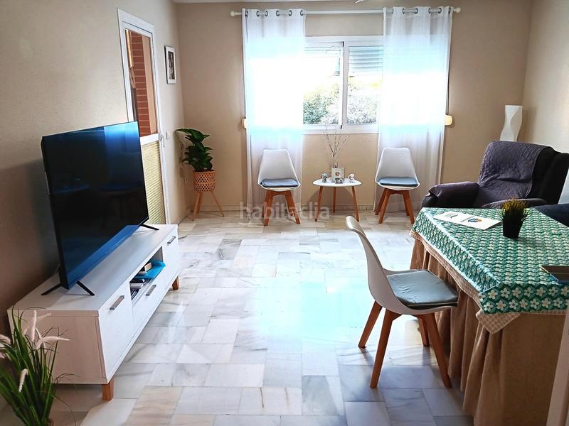 Foto c198e63d-87fb-4b32-b3b6-6f3f306dafdd. Piso bonito y luminoso piso en las lagunas en Los Ríos Mijas