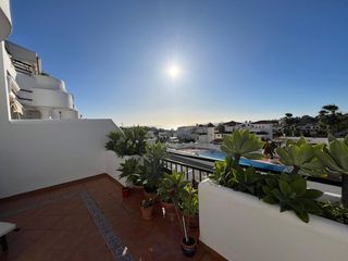Casa adossada a Avenida Avenida Cantábrico