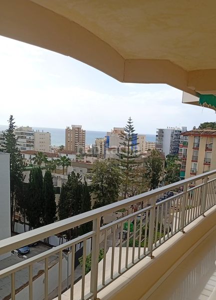 Foto 33cc9aeb-26e6-437d-9e3f-4c6eb1fd57a4. Pis amb calefacció aparcament piscina a Montemar Torremolinos