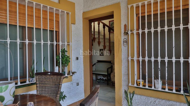 Foto 6a6dce17-8fb3-43ed-9314-f3126957a50d. Casa aparellada amb aparcament piscina a Guadalmar Málaga