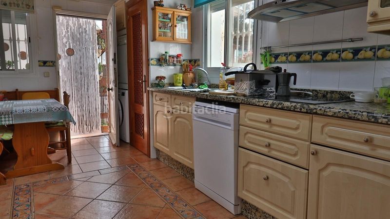 Foto a64f2497-a361-4d07-b125-f958147021e6. Casa aparellada amb aparcament piscina a Guadalmar Málaga