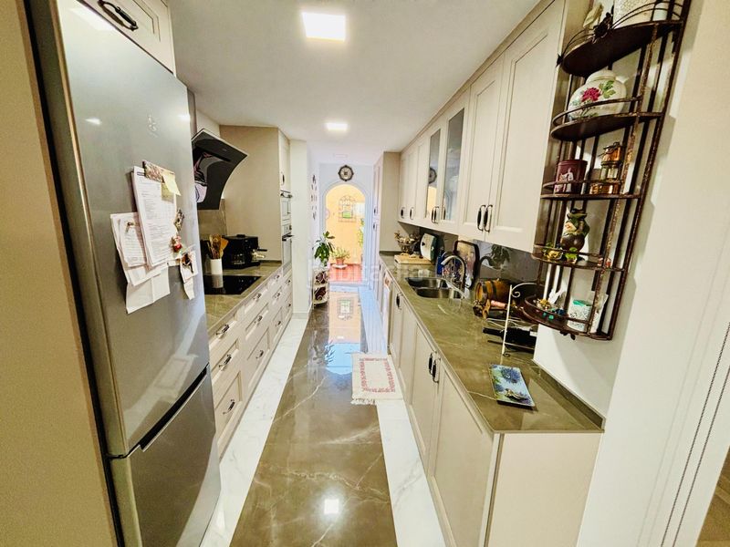 Foto e7854733-6e83-4b84-bd23-27a772ce69df. Apartament amb calefacció aparcament piscina a El Faro de Calaburra - Chaparral Mijas