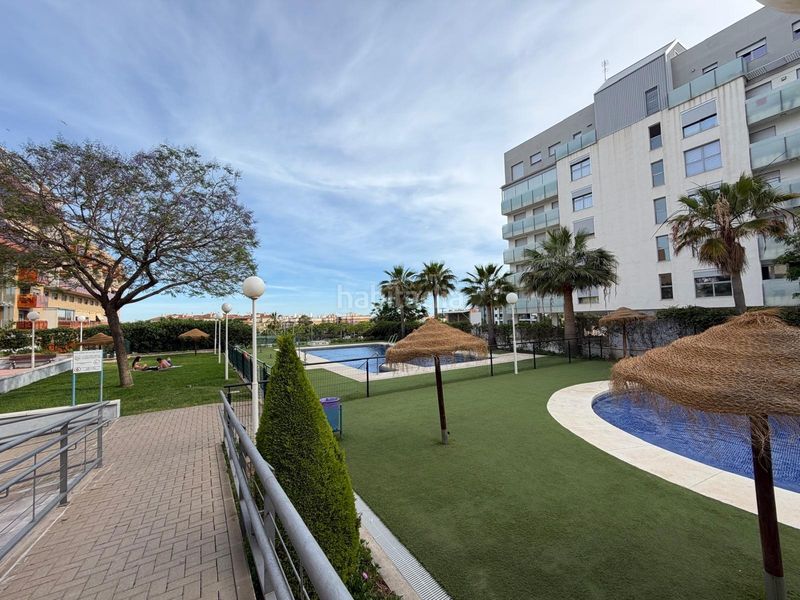 Foto 21363269-4f71-4243-bd7f-99bf26ef616c. Pis amb calefacció aparcament piscina a El Consul - Ciudad Universitaria - El Romeral Málaga