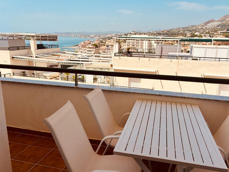 Foto f8ce4ff8-b494-4ab8-a19c-e362f35e2c5e. Àtic amb aparcament piscina a Zona Centro Comercial Torrequebrada Benalmádena