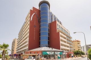 Lloguer Aparcament cotxe a Parque de la Paloma. Plaza de garaje en alquiler todo el año  edificio arcosur  zona