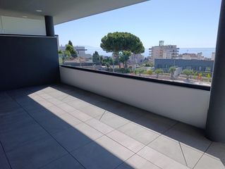 Rent Flat  Calle calle capitulaciones. Piso de obra nueva con vistas al mar en el pinillo