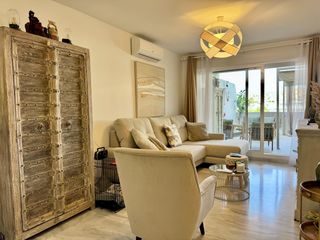 Pis  Diamante de riviera. Se vende piso reformado y completamente amueblado