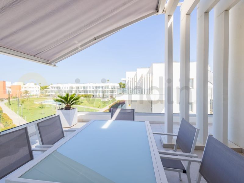 Foto 05ca8d89-ed02-4efb-9156-614b9d9e896b. Àtic amb aparcament a Las Tres Piedras - Costa Ballena Chipiona