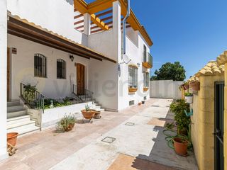 Maison à Carretera de Sanlúcar - Sudamérica. Magnifica casa en el puerto santa maria a estrenar
