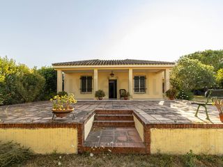 Chalet à Parque Atlántico - Ronda este. Chalet en pinosolete bajo con 2.100 m de parcela listo para entr