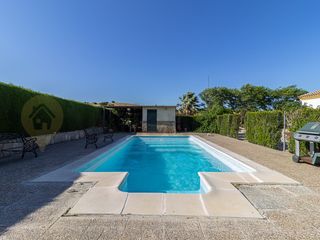 Casa a Paterna de Rivera. Finca en paterna de rivera