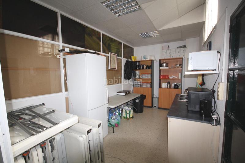 Foto c83d9628-7380-438f-8782-a51cec6409f8. Local comercial magnífico local en san enrique en Jerez de la Frontera