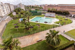 Pis a Chapín - Campus Universitario - Navinco. Magnífica vivienda en edificio roma
