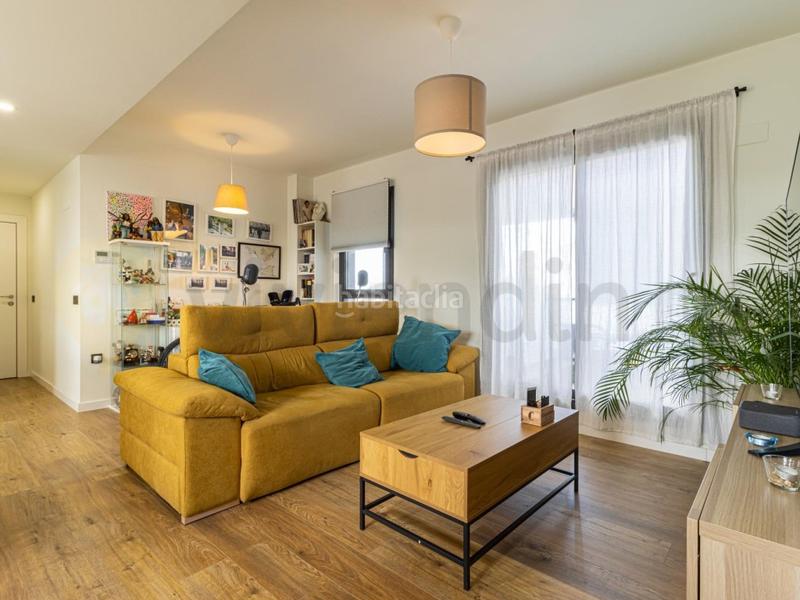 Foto bb4546ec-357b-4974-8fc4-0dee6b317784. Appartamento con parcheggio piscina in Parque Atlántico - Ronda este Jerez de la Frontera