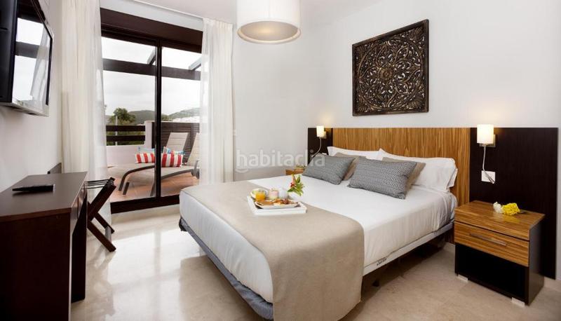 Foto ceeb4a0a-739e-44a9-a21b-d4ffd3d5d482. Piccolo appartamento con parcheggio piscina in Valle Romano Golf Estepona