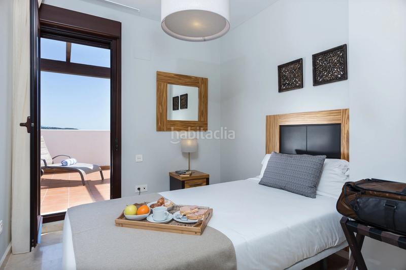 Foto f7205168-e812-4c68-80e9-2cd0286e6de7. Piccolo appartamento con parcheggio piscina in Valle Romano Golf Estepona