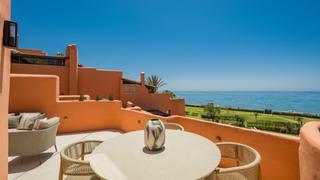 Dachwohnung in Bahía de Marbella. Ático dúplex exclusivo en los monteros, marbella