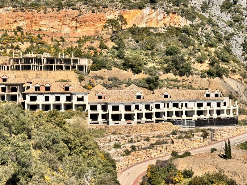 Foto f3593f6f-4029-4c13-ab3b-58b3dcf4b107. Terreno residencial parcela residencial edificable con proyecto en desarrollo en Istán