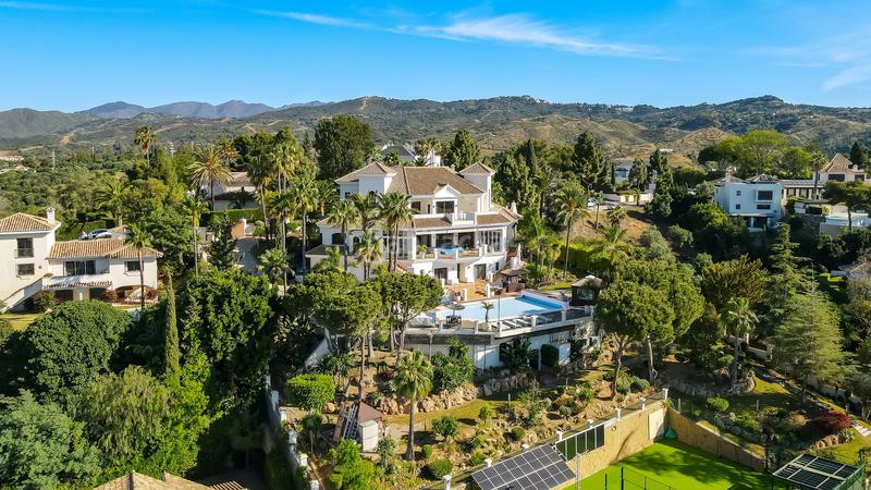 Foto 0ffae0f2-14f0-405b-af06-d0b9b9eec045. Casa impresionante villa de lujo en Hacienda Las Chapas, en Marbella