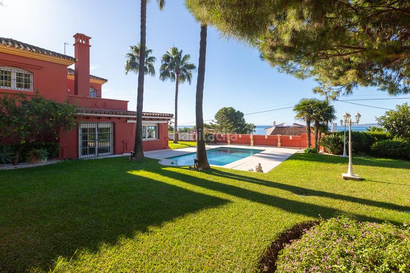 Foto eb1d69c7-a514-4f3c-899e-b5a2b0d00abf. Casa villa con vistas al mar en Seghers, en Seghers Estepona