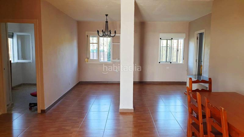 Foto d3c22aff-01f2-4284-9187-4adf9a8b9e38. Casa  rústica a buen precio con una gran parcela en Estepona