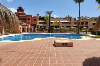 Planta baixa a Nueva Atalaya. Vive el lujo en la costa del sol planta baja en la cartuja del g