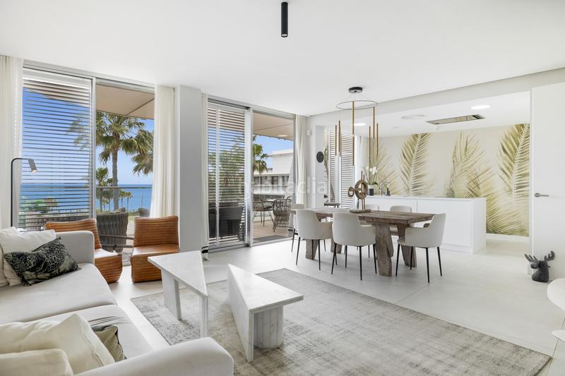 Foto 1baa9c9d-8c6b-41d9-a3ba-2f7245b57f43. Apartamento exquisito apartamento en primera línea de playa en the edge, en Estepona