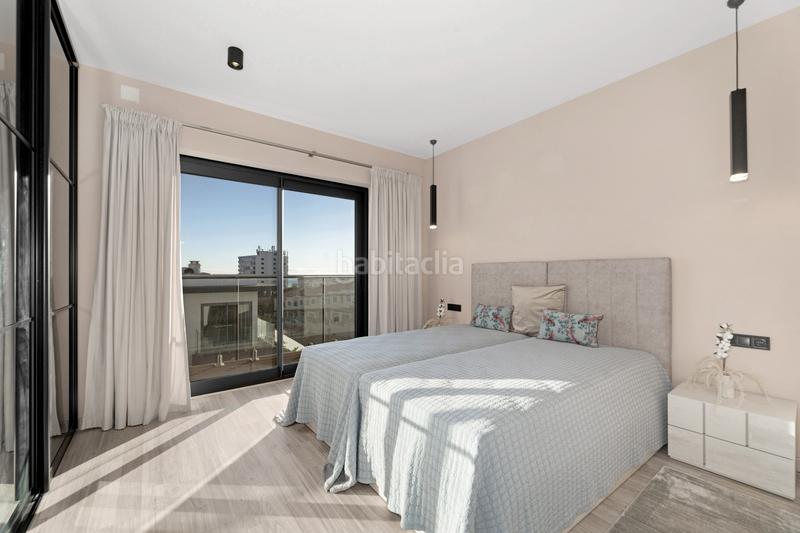 Foto 9f9760f3-0a1f-46b7-b0b5-3b20d5e4776f. Location maison avec parking piscine dans Calahonda Mijas