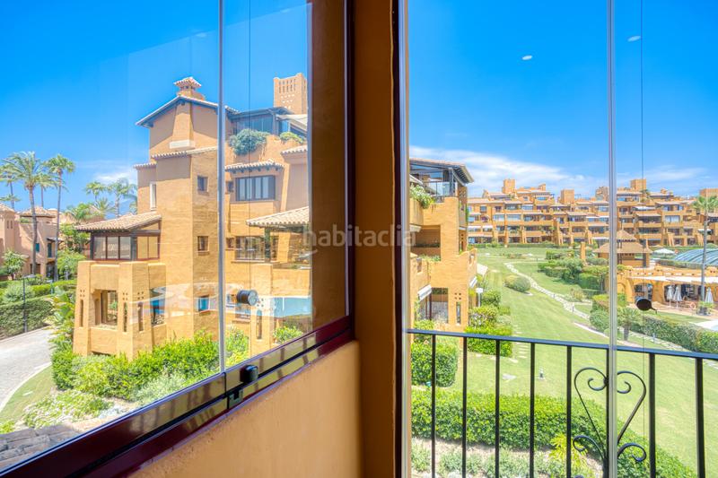 Foto fcd0f814-b399-432e-a80a-3d39337a3b78. Piccolo appartamento con parcheggio piscina in Zona de Punta Plata Estepona