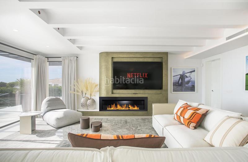 Foto 8d98ac24-bceb-4918-8def-50ddbdc1ecd6. Casa lujosa villa de cinco dormitorios con vistas panorámicas al mar en rocío de nageles, milla de oro en Marbella