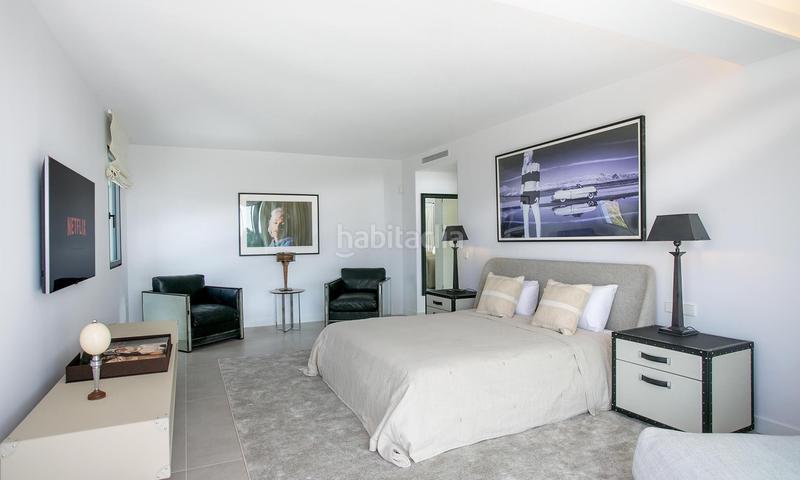 Foto 98a3ef86-b097-4621-8b60-2861ccc72750. Casa lujosa villa de cinco dormitorios con vistas panorámicas al mar en rocío de nageles, milla de oro en Marbella