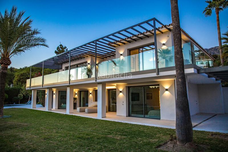 Foto ed07115f-5382-4cf5-9265-94d842dc464b. Casa lujosa villa de cinco dormitorios con vistas panorámicas al mar en rocío de nageles, milla de oro en Marbella
