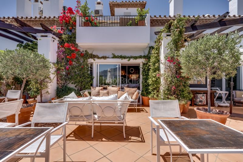 Foto 81c6a922-2465-45f6-b78c-dae052693ba3. Àtic amb aparcament piscina a Nueva Andalucía centro Marbella