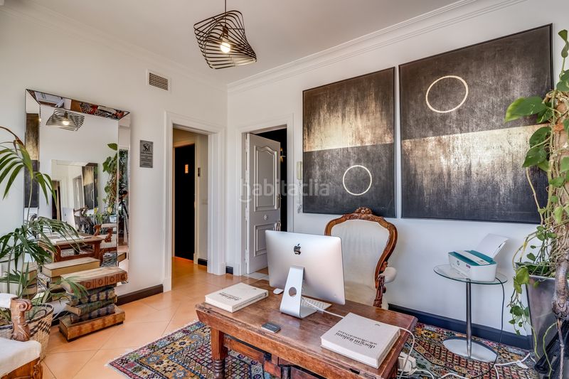 Foto 93cbe979-e556-4e5b-a03d-3b41c3167916. Àtic amb aparcament piscina a Nueva Andalucía centro Marbella