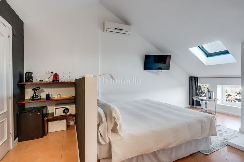 Foto a3889fec-2b22-4e26-ba3c-21871841aa0e. Àtic amb aparcament piscina a Nueva Andalucía centro Marbella