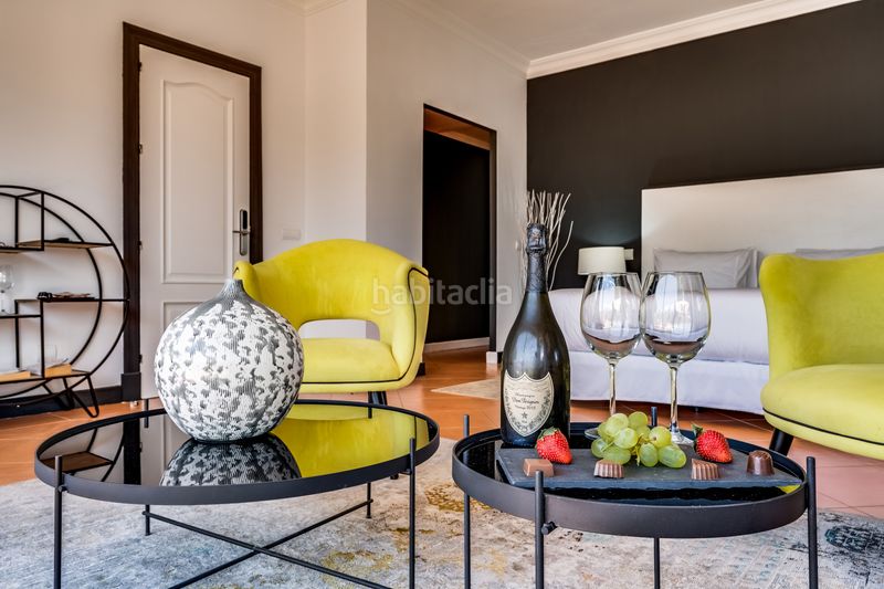 Foto b7c9165e-a2a8-4420-8b4f-3adab80149eb. Àtic amb aparcament piscina a Nueva Andalucía centro Marbella