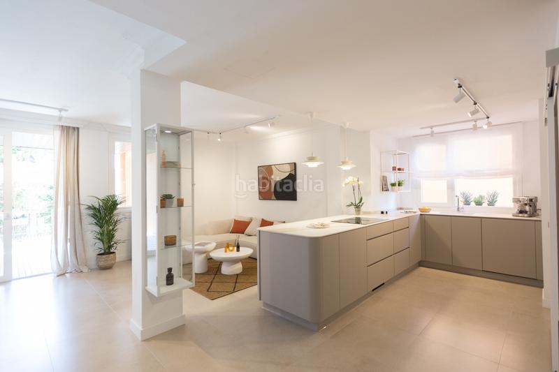 Foto b2f22d19-9a47-44a6-b842-44c0b038b0e4. Apartament amb aparcament piscina a Paraiso - Barronal Estepona