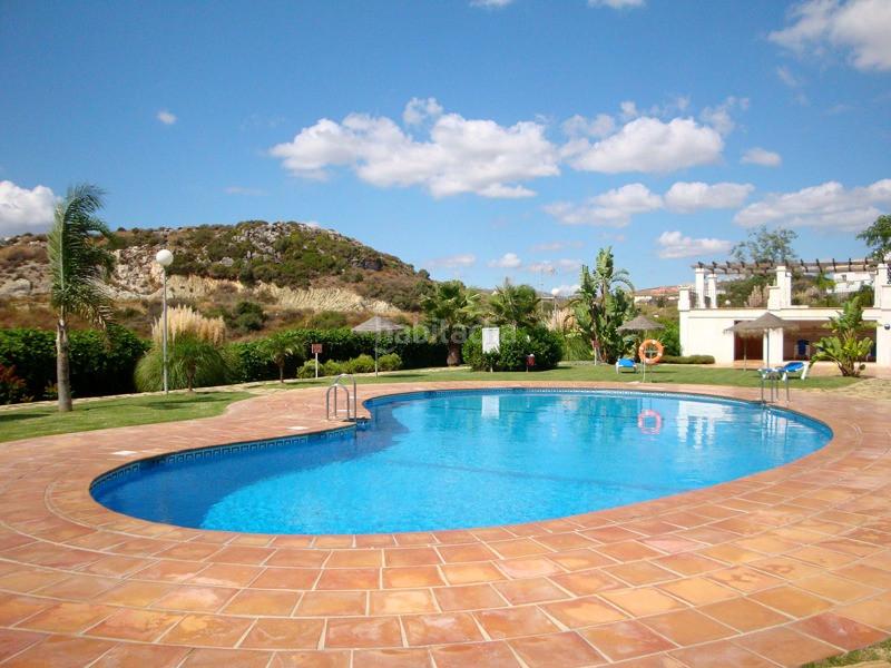 Foto c0a276b4-7a37-488c-8e11-cf5671a976c9. Ático elegante ático , situado en el exclusivo complejo residencial real en Casares