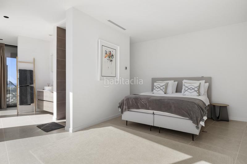 Foto 3c220f6f-f8bc-45ff-b88f-fac24a711cfa. Casa lujo contemporáneo con vistas panorámicas en La Alquería en Benahavís