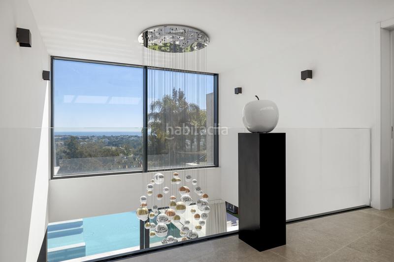 Foto 697e8d62-8264-4d22-807e-88c8f5b2aa1d. Casa lujo contemporáneo con vistas panorámicas en La Alquería en Benahavís