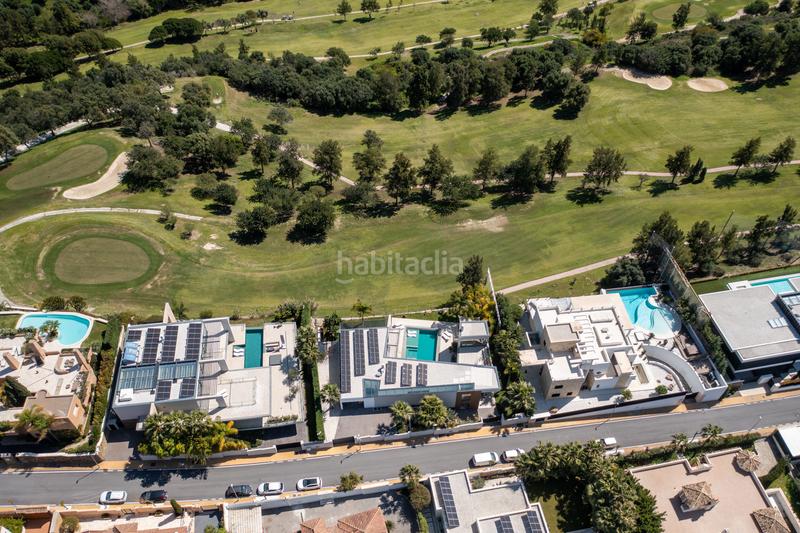 Foto 7a7c9a44-d7d1-4212-9e27-c0a148a1aba5. Casa lujo contemporáneo con vistas panorámicas en La Alquería en Benahavís