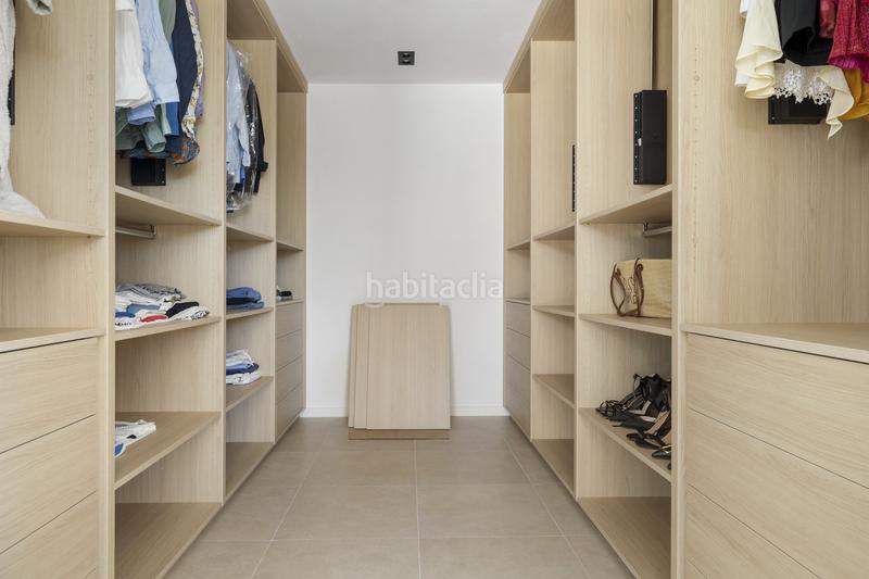 Foto c95e6436-5b10-48a5-a90c-e5d9f1ce8094. Casa lujo contemporáneo con vistas panorámicas en La Alquería en Benahavís